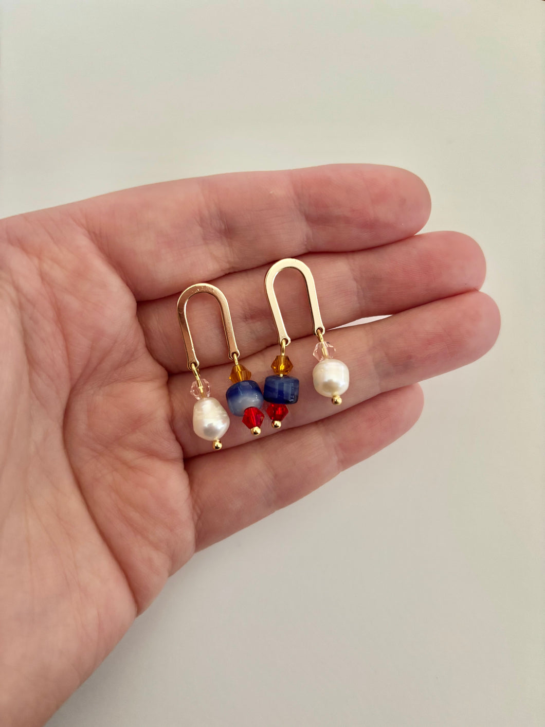 Arch Dangles