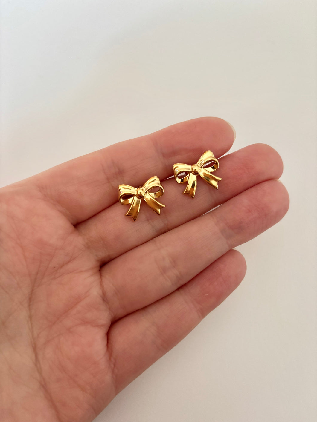 Bow Studs