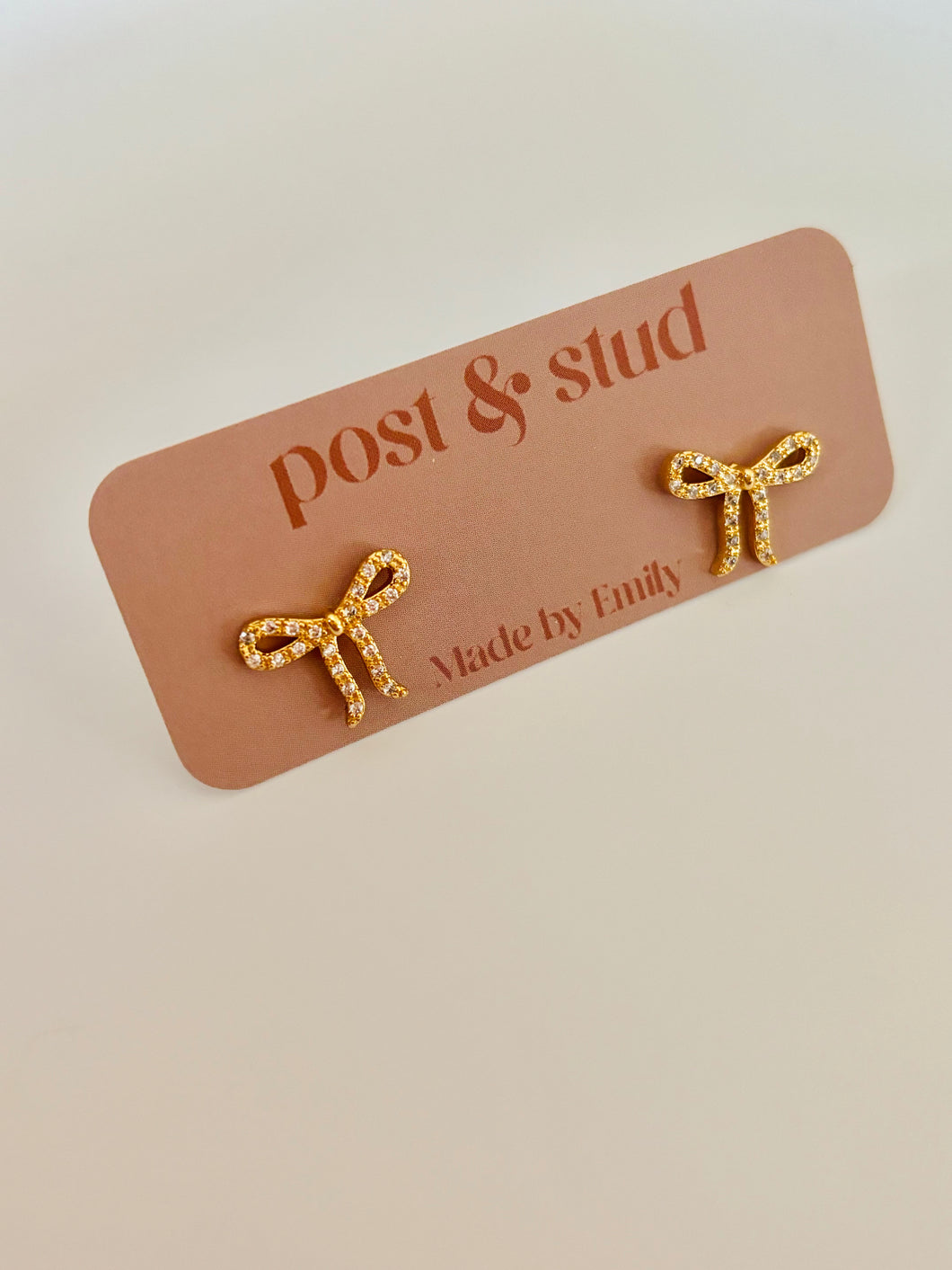 Ribbon Studs