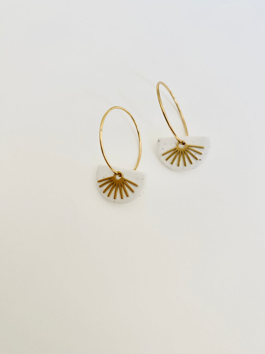 Speckle Sunlight Hoops